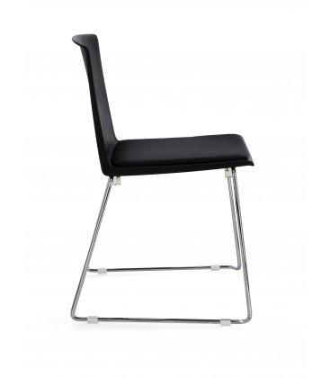 Sedia GIULIA seduta imbottita colore Nero gambe cromo