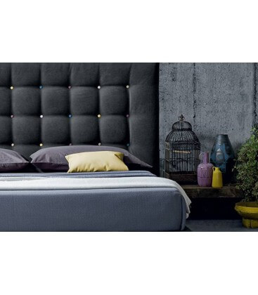 Letto imbottito testata decorata Julius Felis