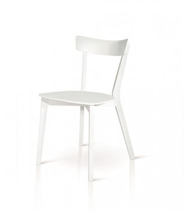 Sedia minimal da cucina in legno