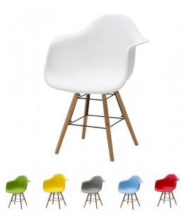 Sedia poltroncina con gambe in legno